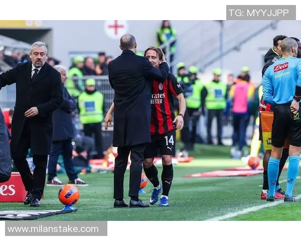 阿莱格里揭秘魔笛魅力对手无奈表示无论何时都要紧跟其后